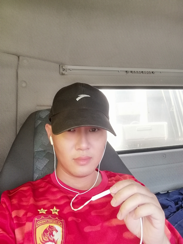 B大叔的第二张照片--广宁认干亲服务网